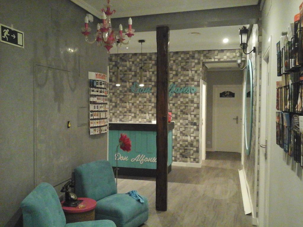 Hostal Don Alfonso Madri Exterior foto